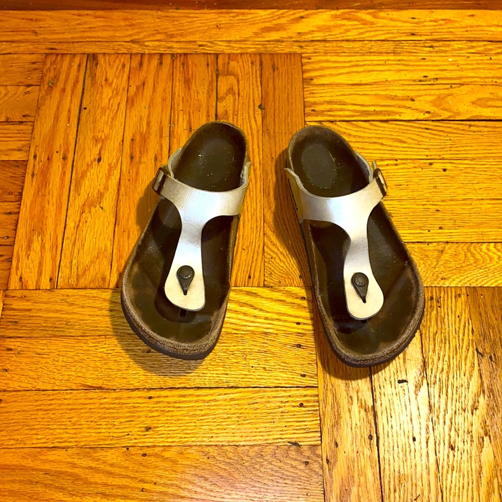 Birkenstock thong Sandal Tan Sz 39